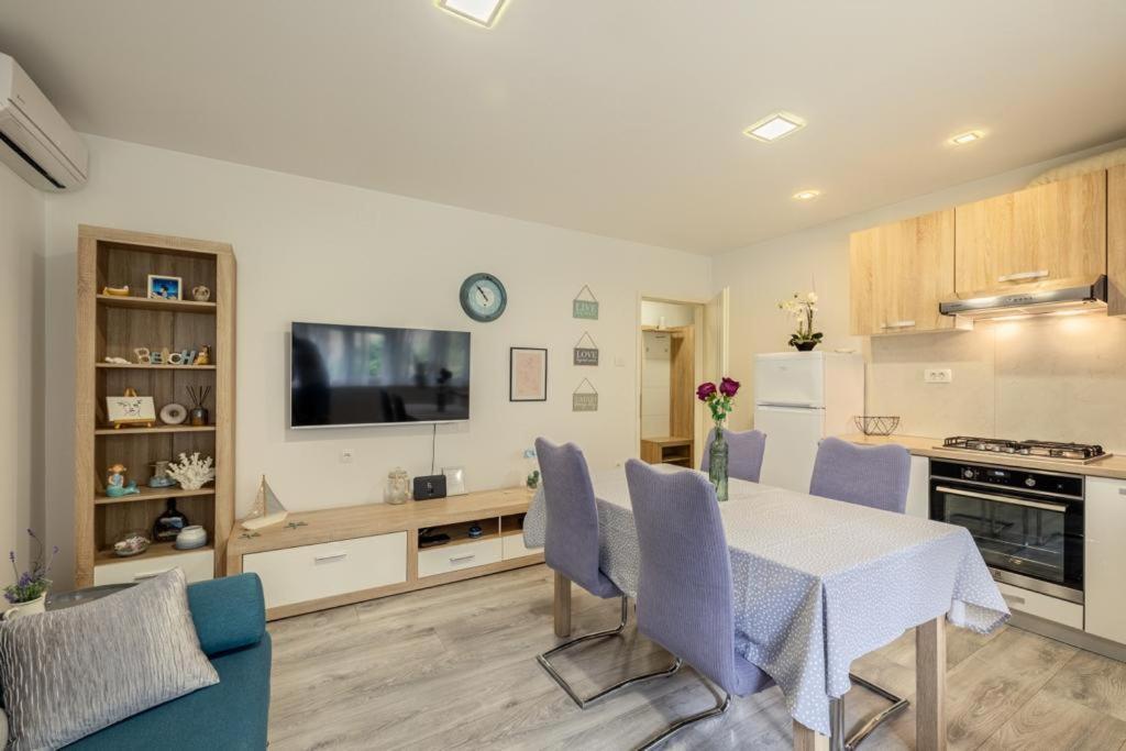 Central Apartment Josko - Combine Parking&Beach&Old Town Split Exterior photo